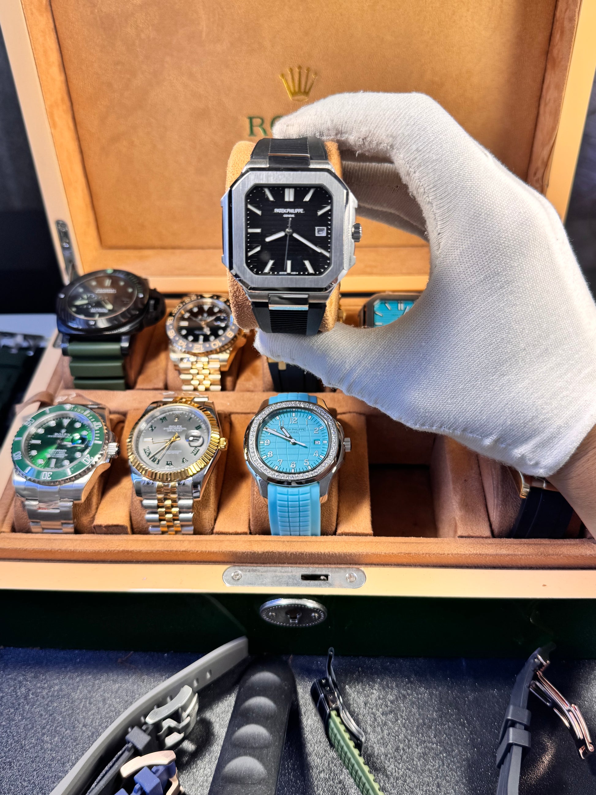 PATEK PHILLIPE CUBITUS WITH STRAP 40MM
