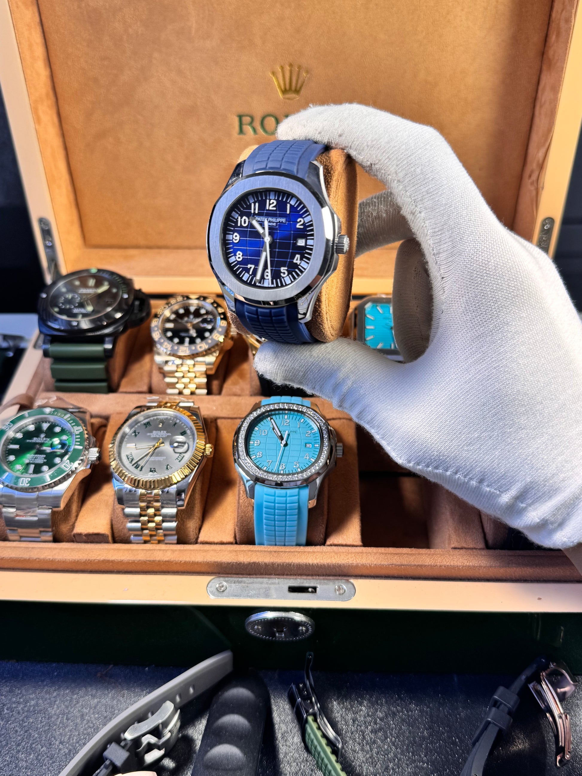 PATEK PHILLIPE CUBITUS BLUE RUBBER 40MM