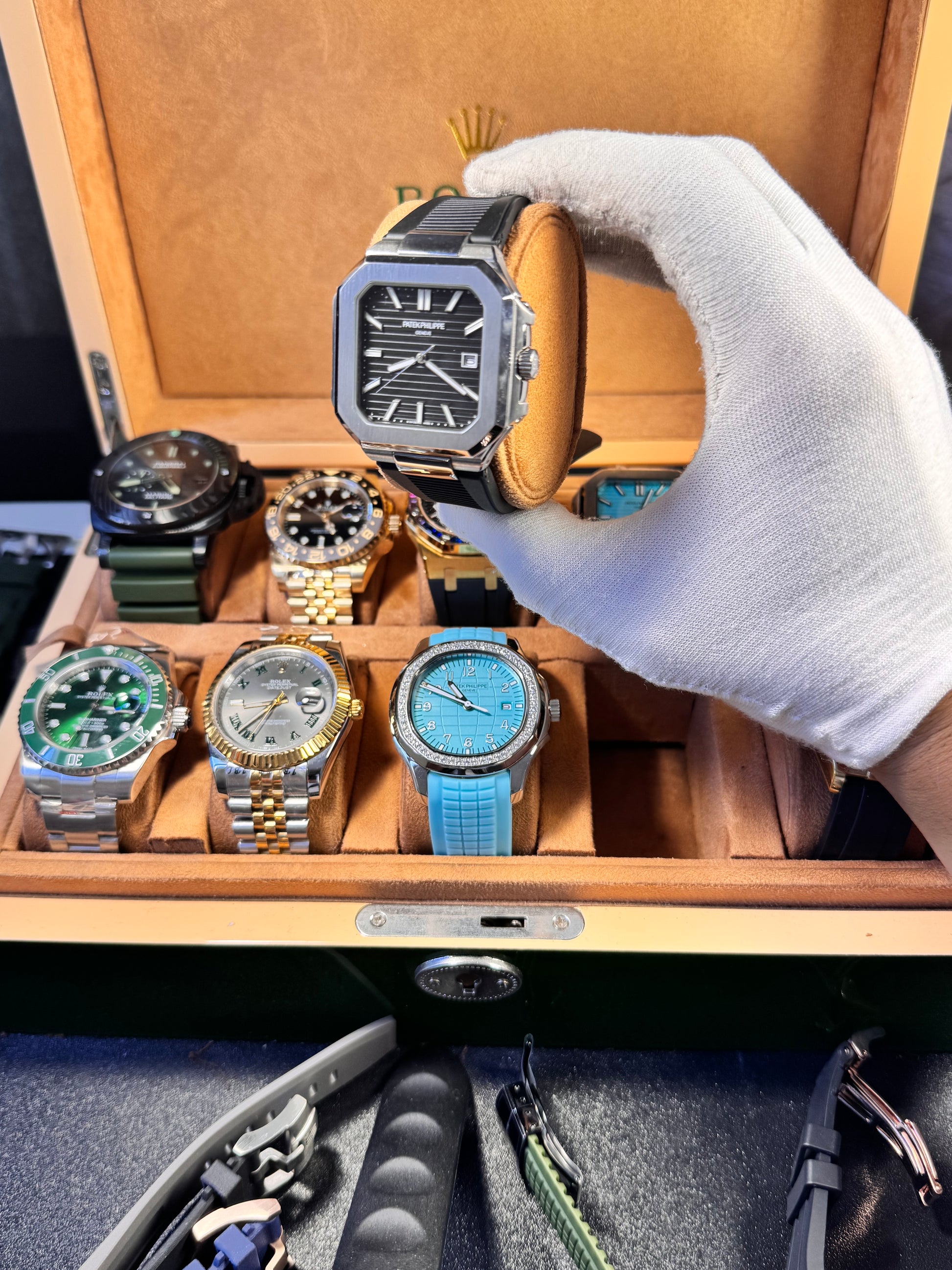 PATEK PHILLIPE CUBITUS WITH STRAP 40MM